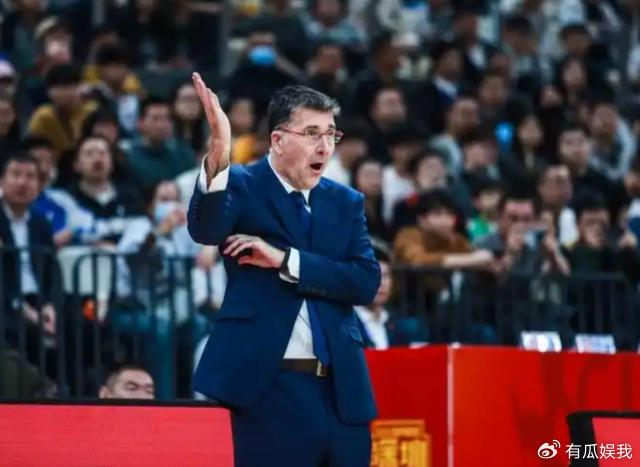 正式确定！中国男篮教练重返CBA，成为新疆队主帅，冲击前四|新疆男篮|格兰|北控男篮|刘炜|福建男篮_新浪体育_新浪新闻